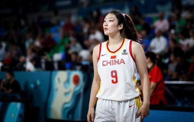 青岛女篮全员集结备战，冲击新赛季